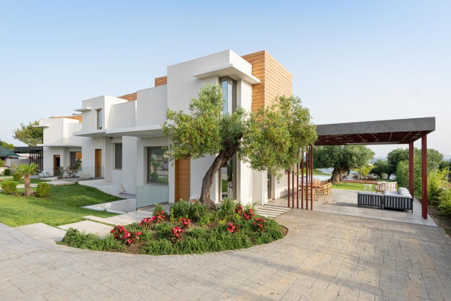 LuriaHomes_VillaA_Entrance